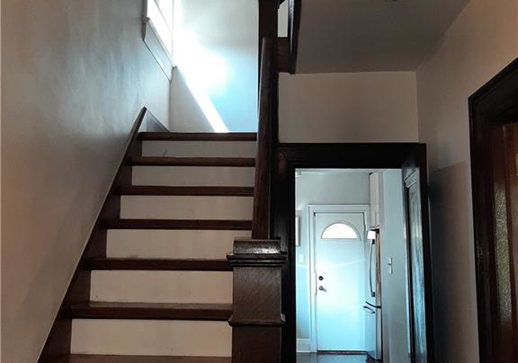 180-dufferin-street-toronto-ontario-40830476