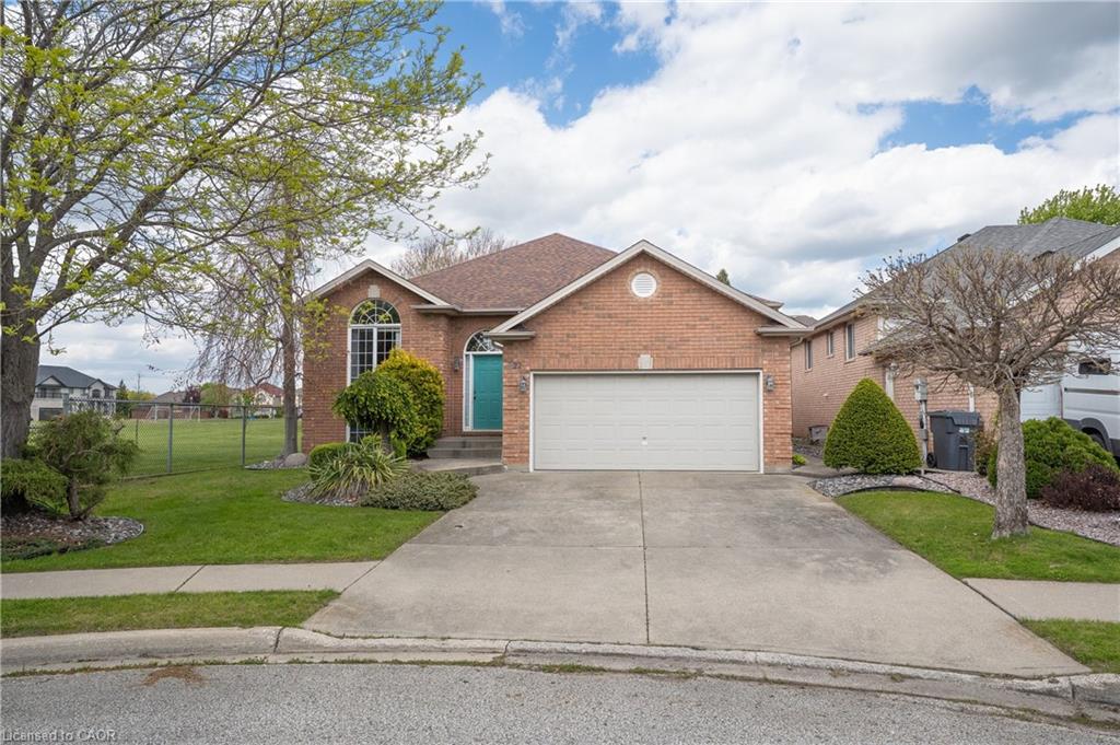 822-marcuz-court-windsor-ontario-40830513