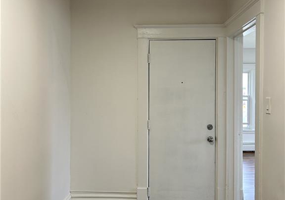 3-balmoral-avenue-s-hamilton-ontario-40830574