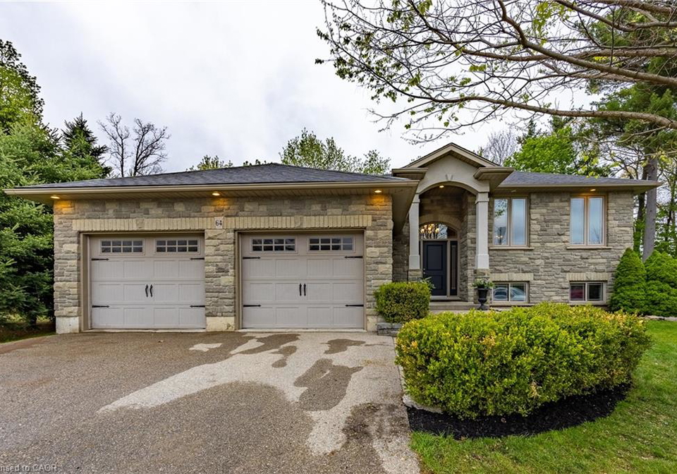 64-wintergreen-crescent-delhi-ontario-40830579