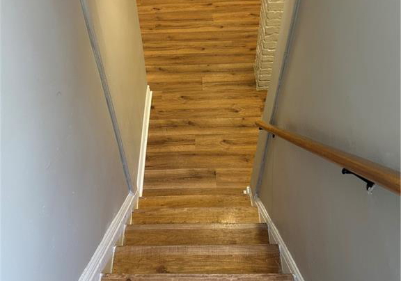 133-park-row-n-hamilton-ontario-40830583