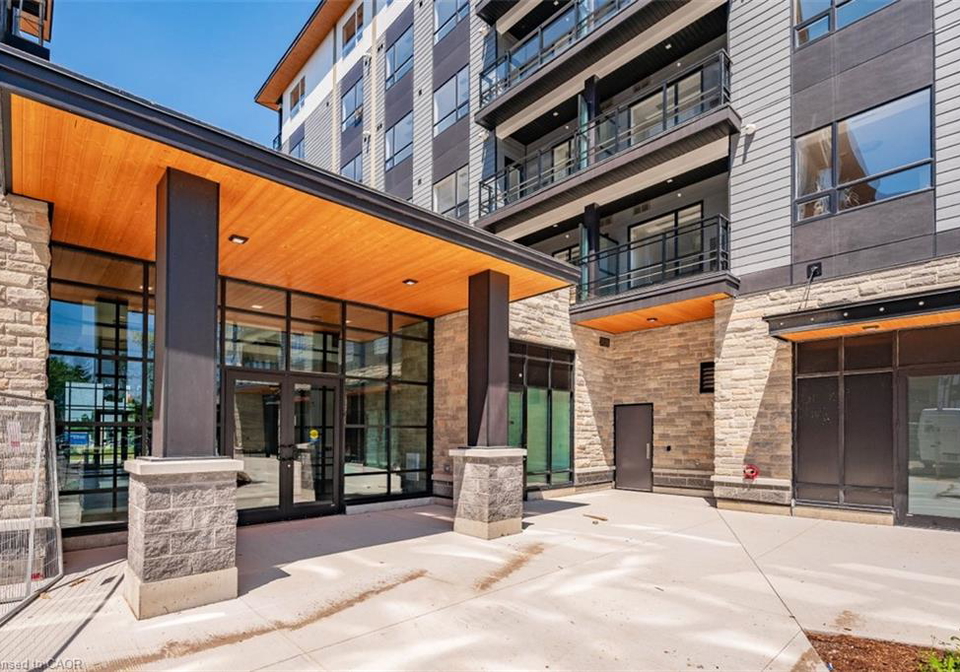 251-northfield-drive-e-waterloo-ontario-40830598