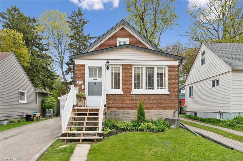 237-borden-avenue-s-kitchener-ontario-40830600