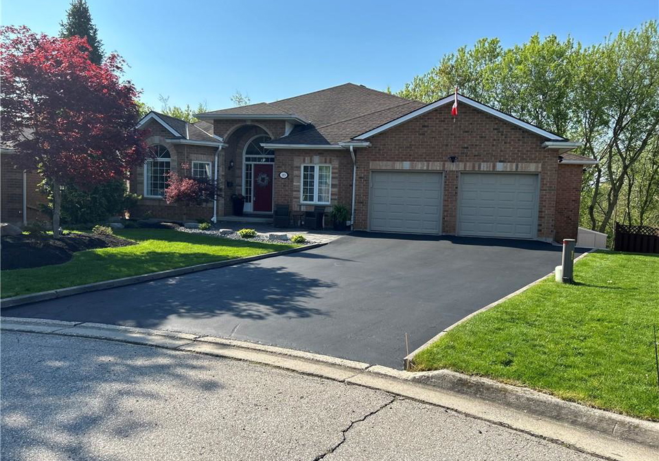 183-taylor-avenue-a-cambridge-ontario-40830630