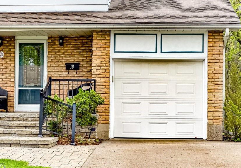 19-chateau-court-hamilton-ontario-40830639