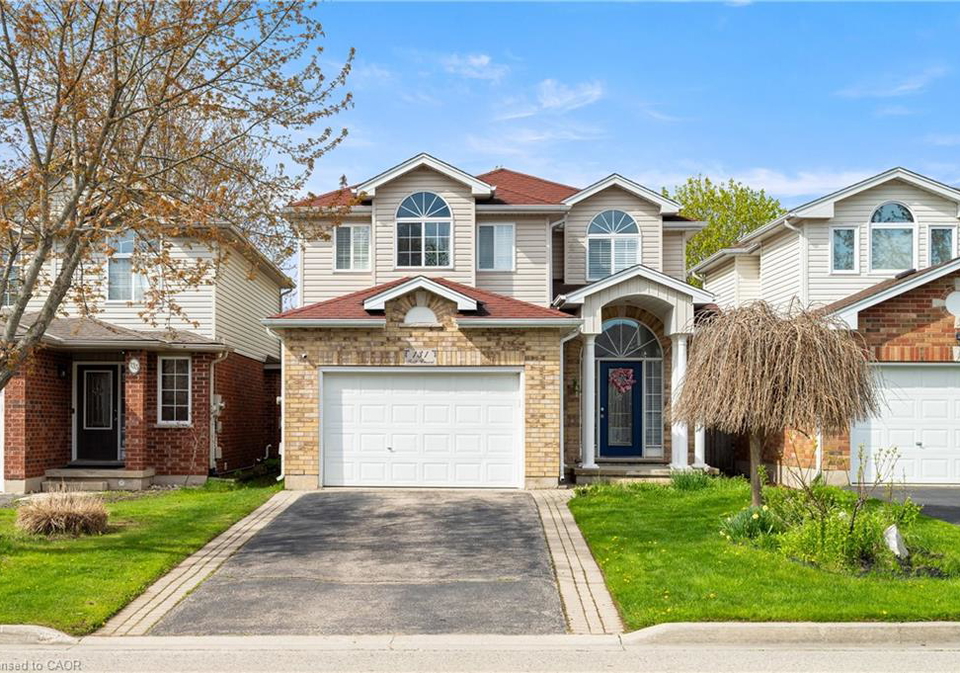131-swift-crescent-guelph-ontario-40830669
