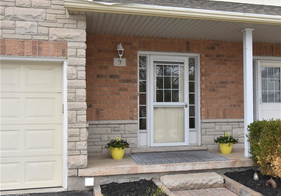 2229-walkers-line-burlington-ontario-40830670