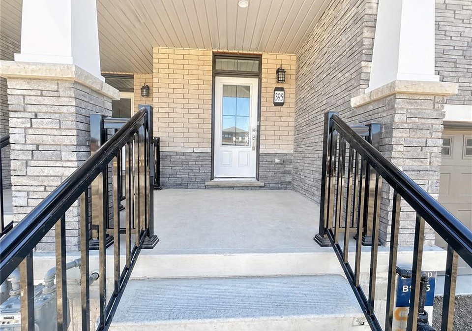 395-starlight-avenue-breslau-ontario-40830677
