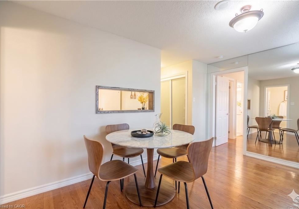 193-lake-driveway-drive-w-ajax-ontario-40830678