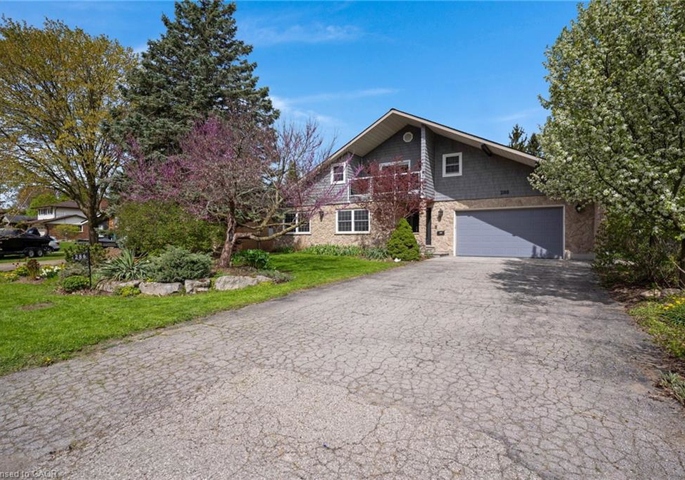 286-normandy-avenue-waterloo-ontario-40830687