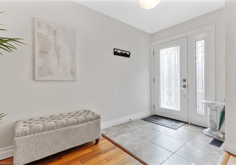286-normandy-avenue-waterloo-ontario-40830687