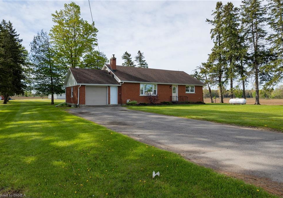 522-ellis-avenue-brantford-ontario-40830693