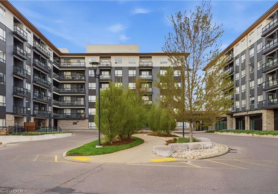 251-northfield-drive-e-waterloo-ontario-40830704