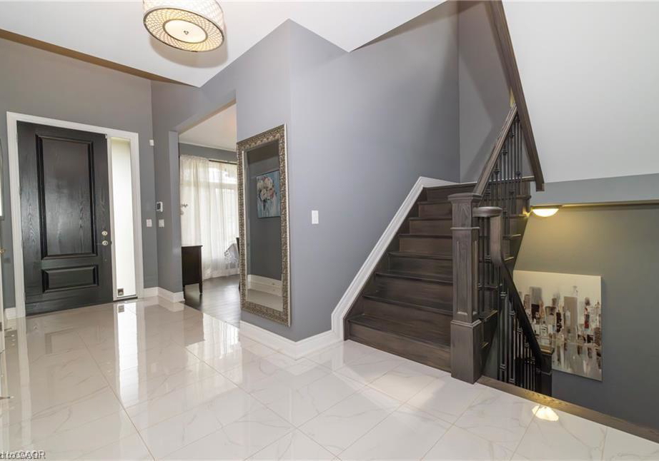 9305-eagle-ridge-drive-niagara-falls-ontario-40830725