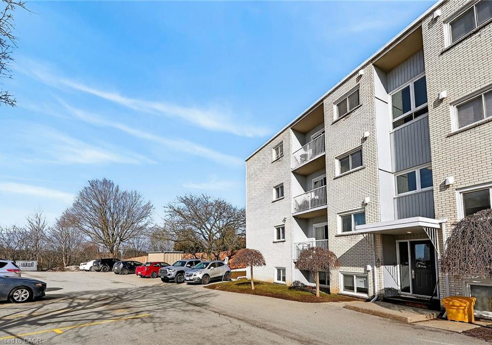 37-conroy-crescent-guelph-ontario-40830737