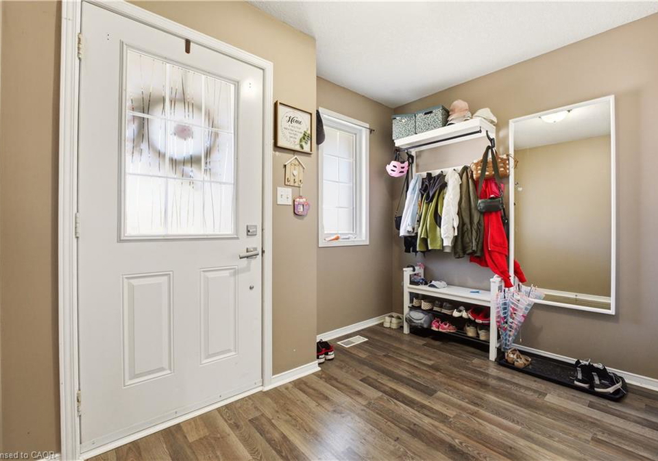 541-wild-iris-avenue-waterloo-ontario-40830743