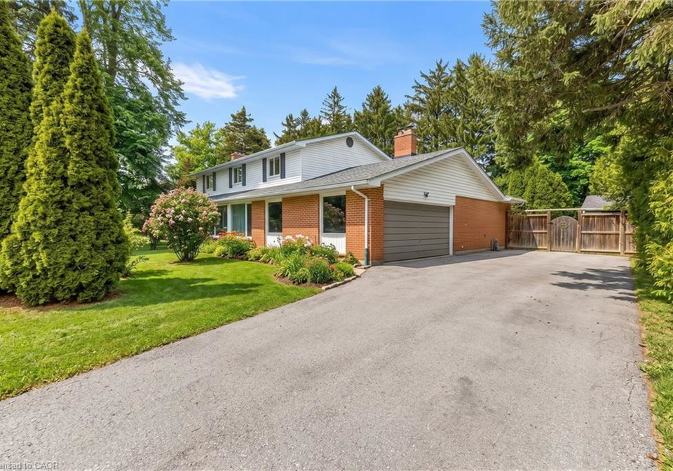 145-wolfdale-avenue-oakville-ontario-40830760