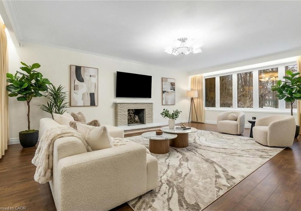 145-wolfdale-avenue-oakville-ontario-40830760