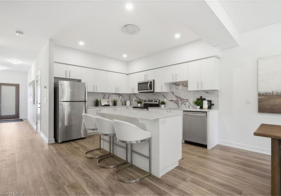 110-fergus-avenue-kitchener-ontario-40830771