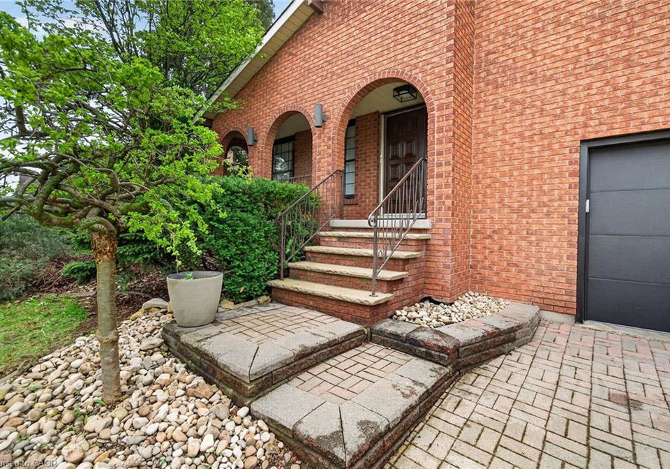 51-president-drive-stoney-creek-ontario-40830792