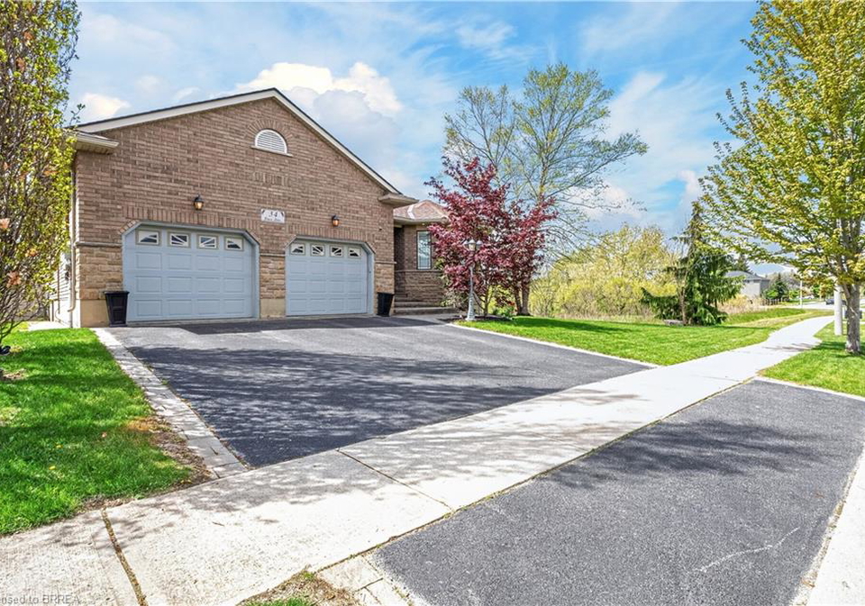 34-pace-avenue-brantford-ontario-40830833