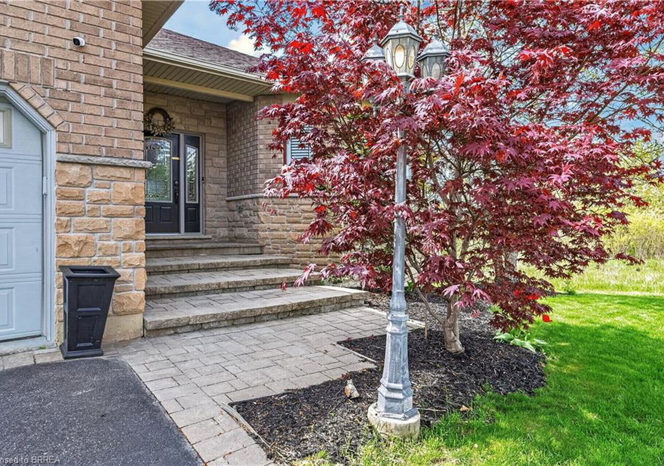 34-pace-avenue-brantford-ontario-40830833