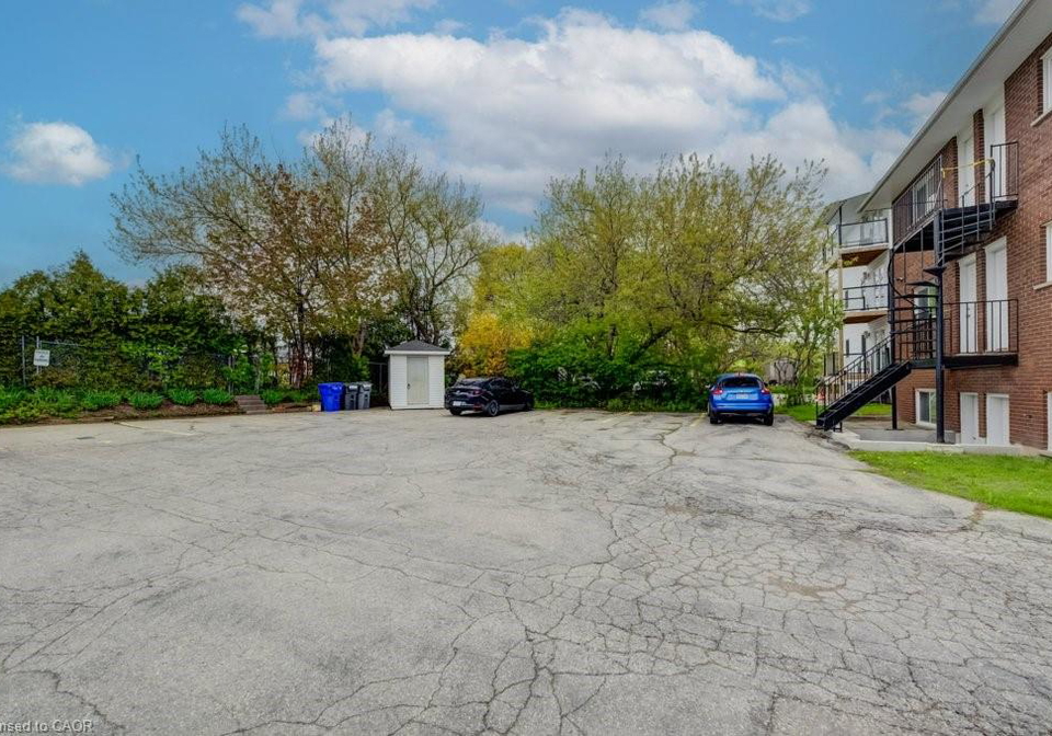 628-victoria-street-s-kitchener-ontario-40830838