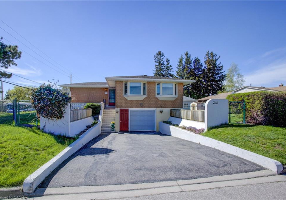 766-garden-street-cambridge-ontario-40830843