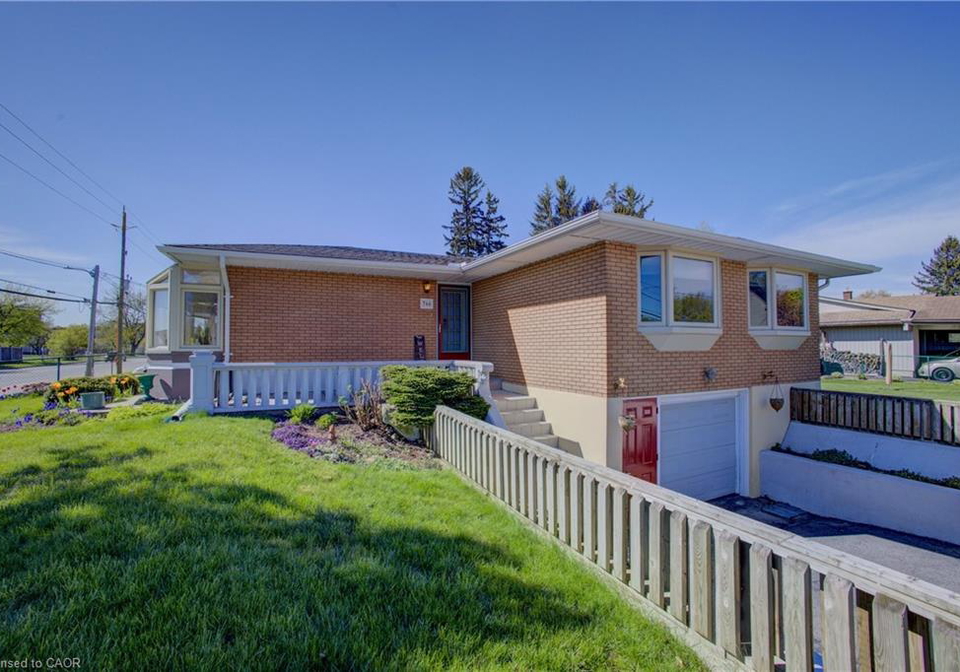 766-garden-street-cambridge-ontario-40830843