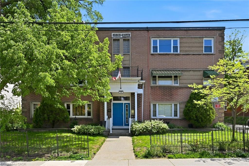 137-emerald-street-s-hamilton-ontario-40830856