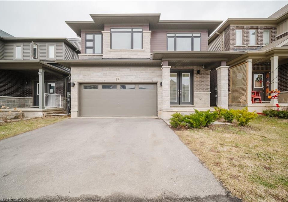 19-mclaren-avenue-brantford-ontario-40830866