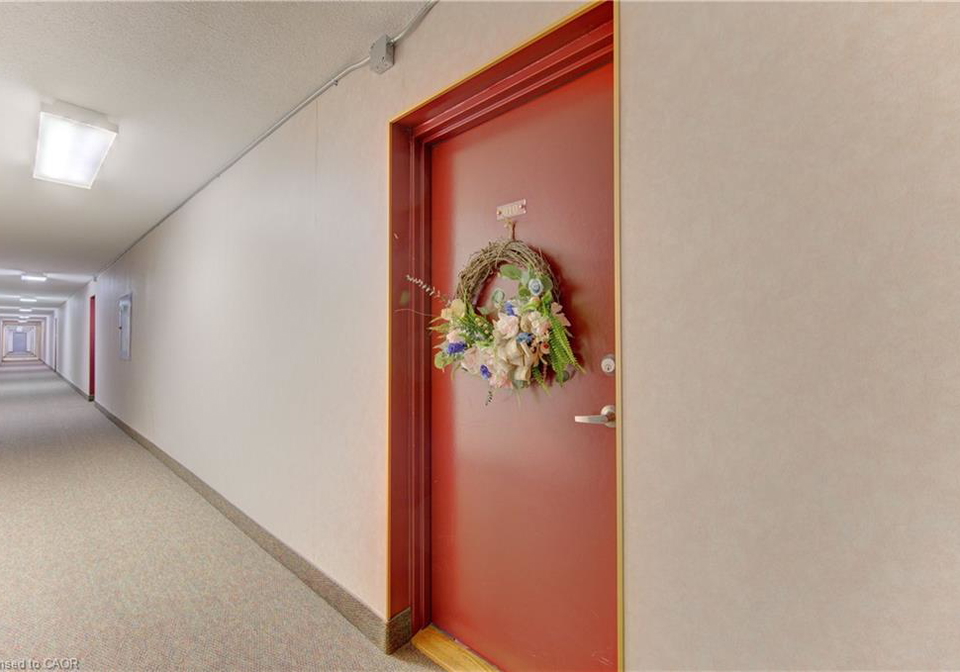 1100-courtland-avenue-e-kitchener-ontario-40830924