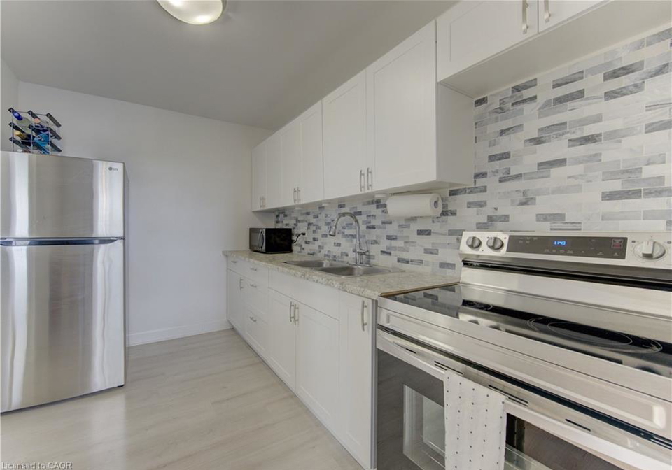 1100-courtland-avenue-e-kitchener-ontario-40830924