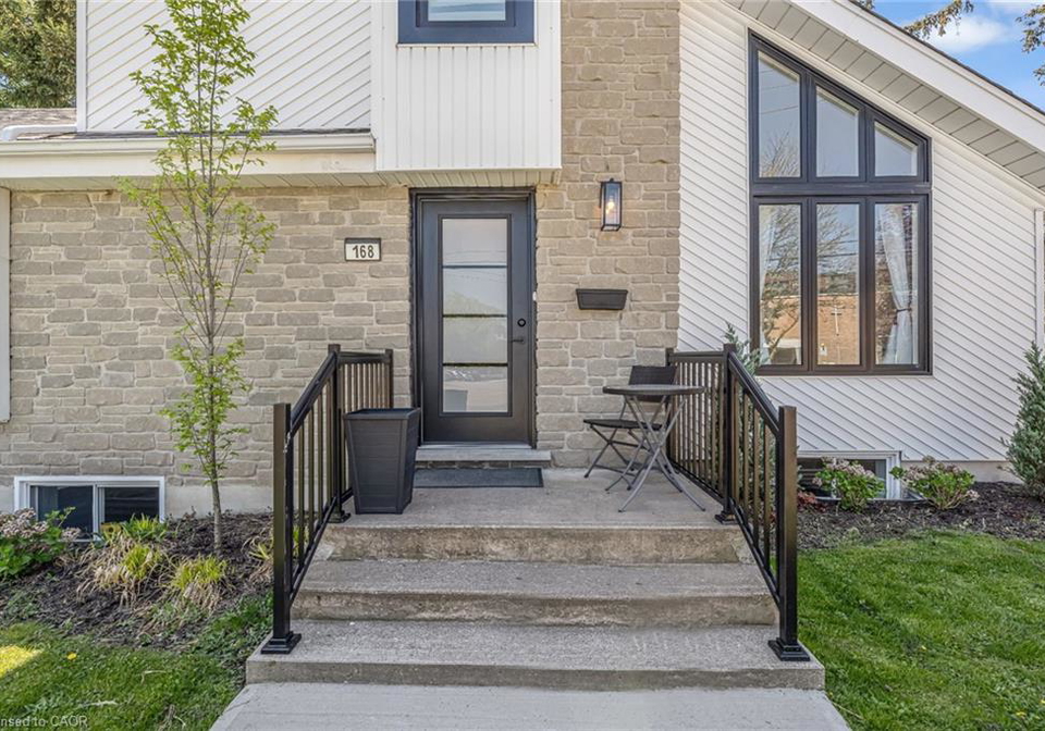 168-carlton-street-st-catharines-ontario-40830933