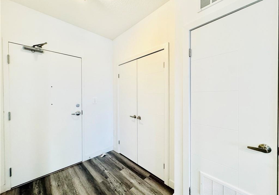 1434-highland-road-w-waterloo-ontario-40830965