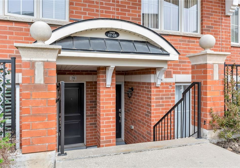 2468-post-road-oakville-ontario-40830981