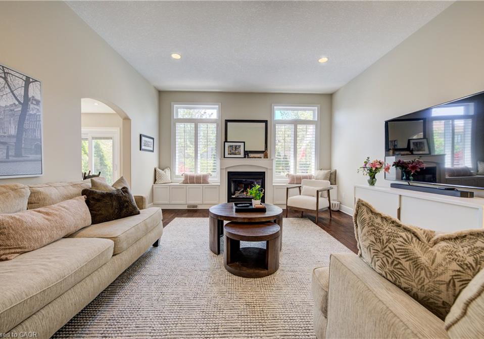 195-westcliff-way-cambridge-ontario-40830983