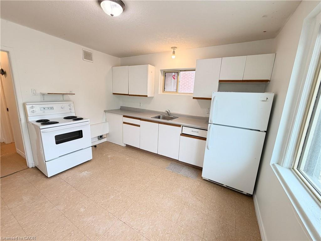 124-king-street-n-waterloo-ontario-40831014