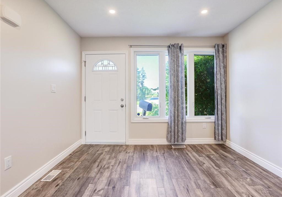 833-doon-village-road-kitchener-ontario-40831044