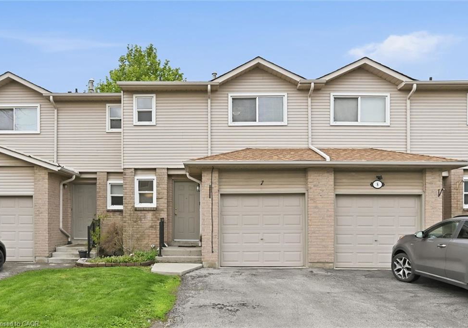 15-derby-street-hamilton-ontario-40831055