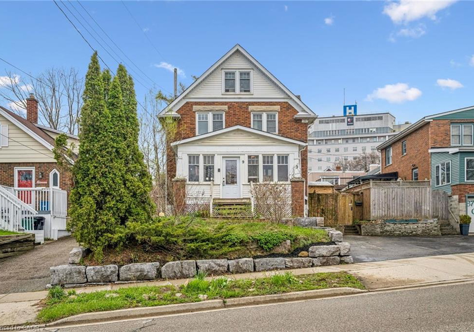 9-spadina-road-e-kitchener-ontario-40831058