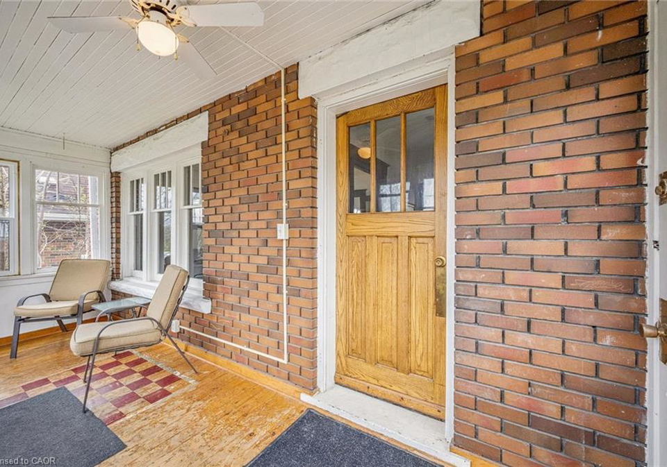 9-spadina-road-e-kitchener-ontario-40831058