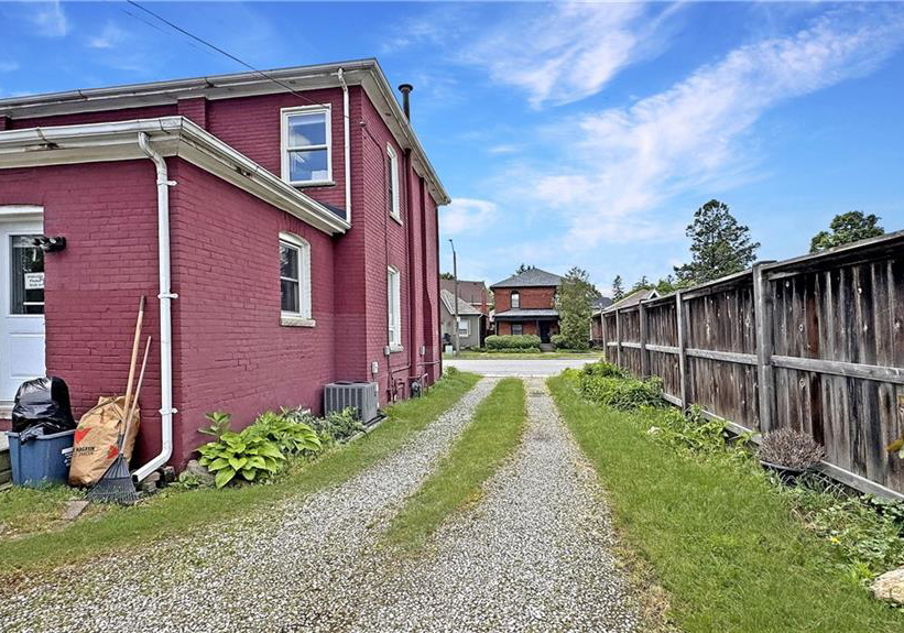 273-275-brant-avenue-brantford-ontario-40831062