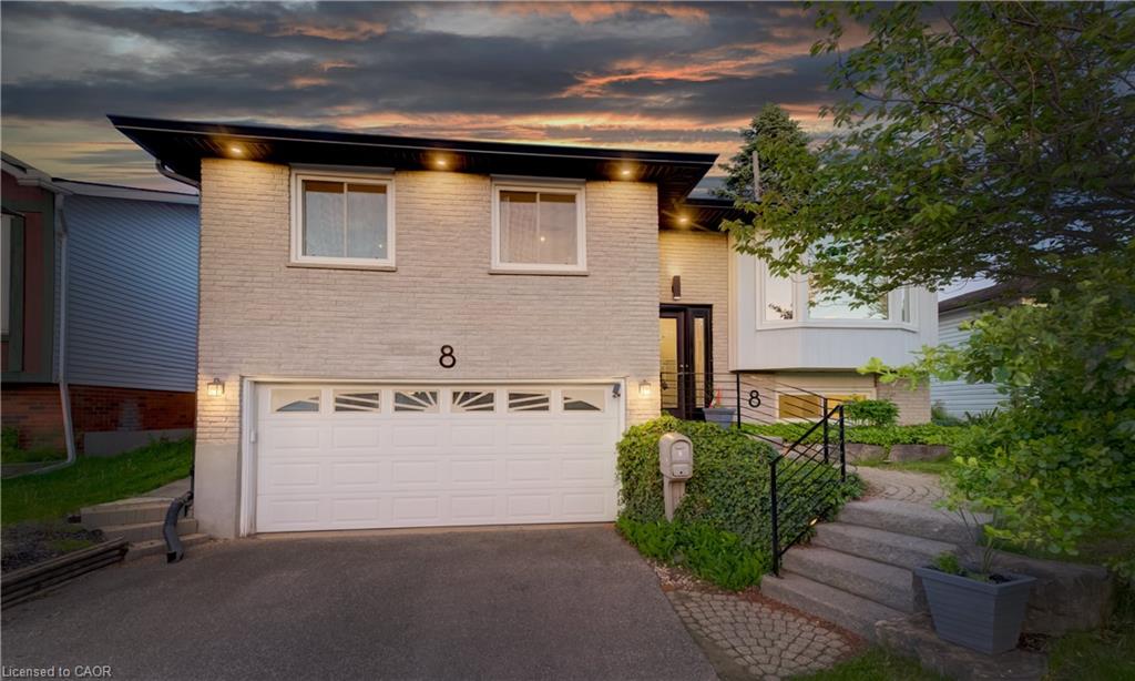 8-esther-avenue-cambridge-ontario-40831079