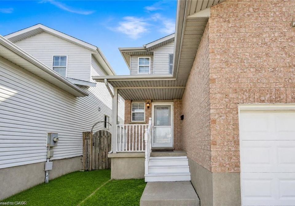 425-erinbrook-drive-kitchener-ontario-40831083
