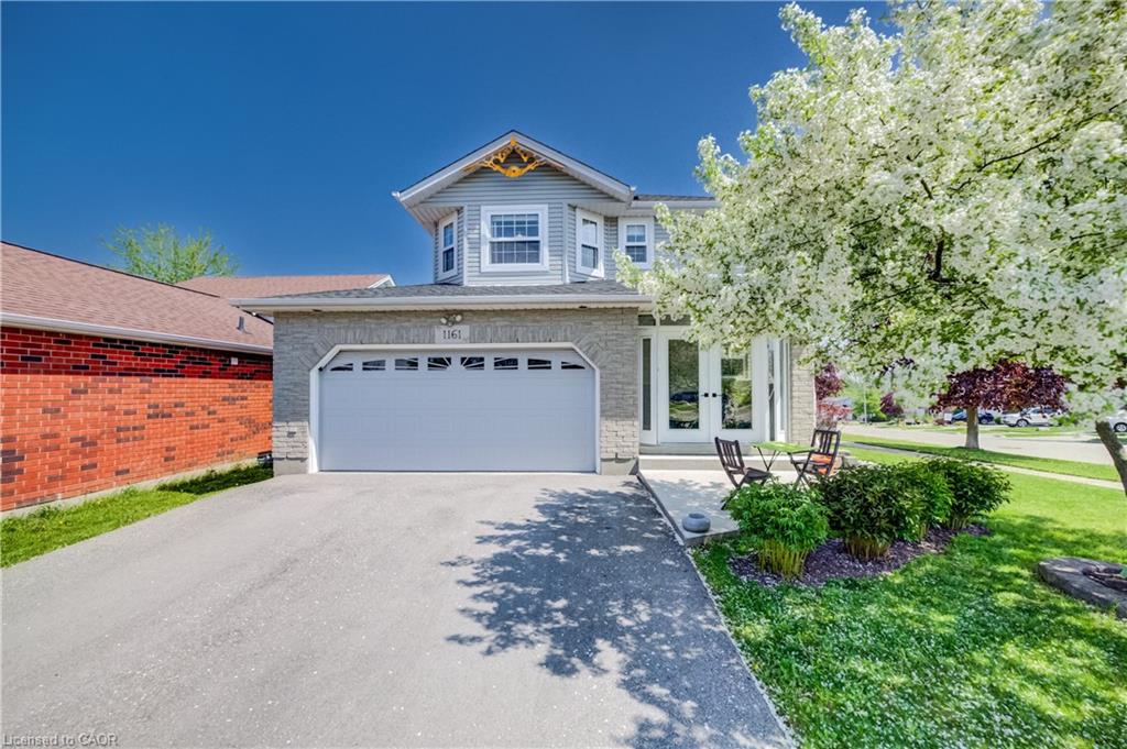 1161-countrystone-drive-kitchener-ontario-40831103