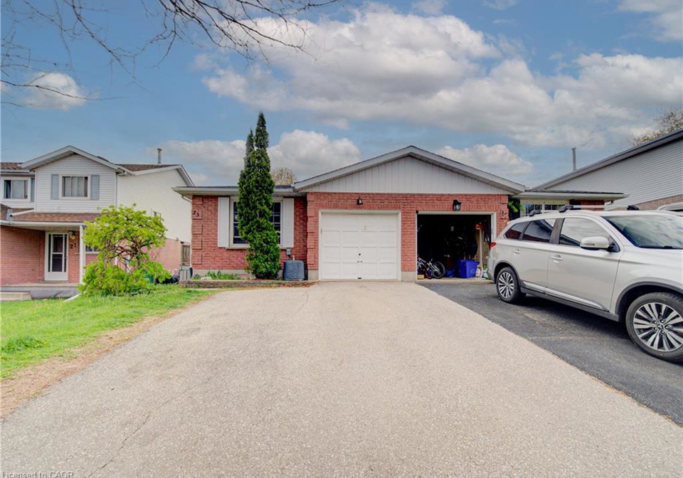 23-bier-crescent-wilmot-township-ontario-40831106