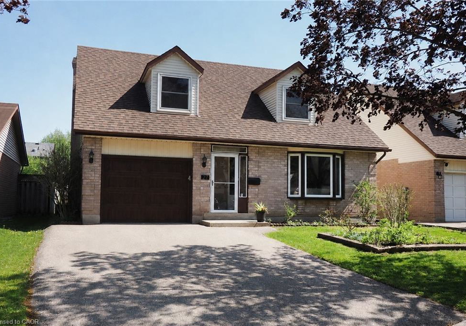 27-scenic-wood-crescent-kitchener-ontario-40831127