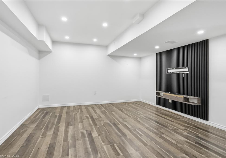 1613-upper-sherman-avenue-hamilton-ontario-40831130