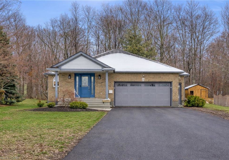 13-burlwood-drive-elmira-ontario-40831187